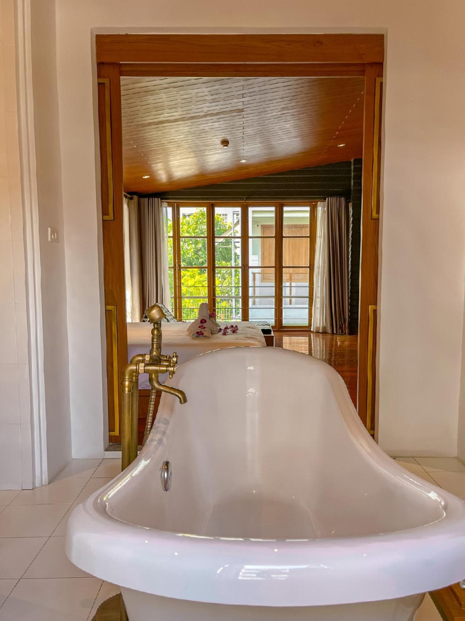 Vali Villa Bangkok Kültér fotó