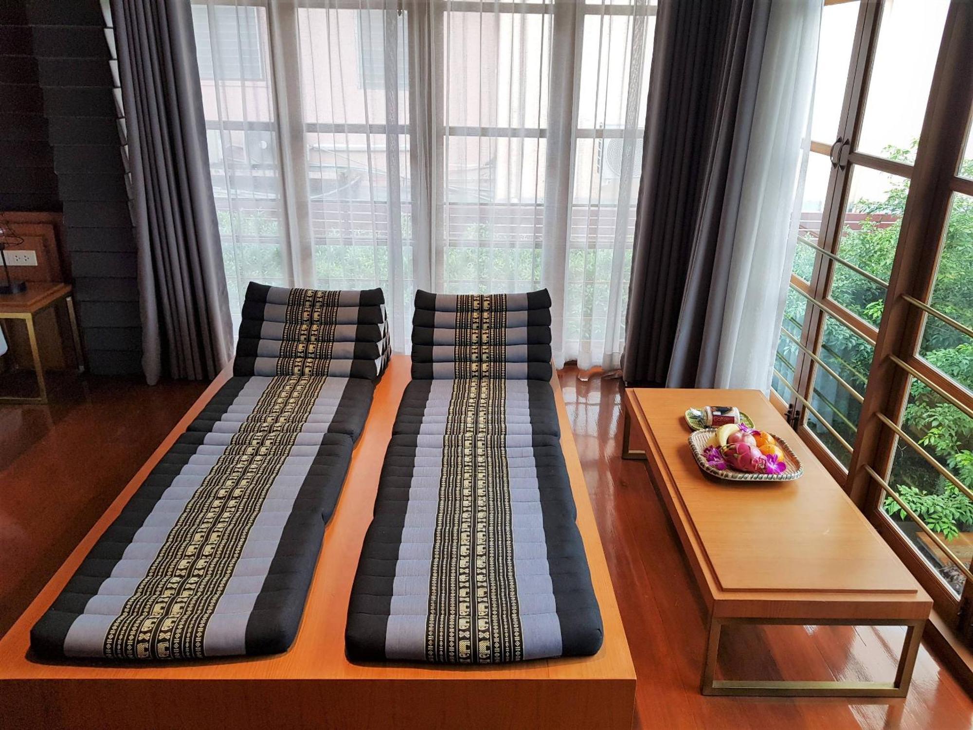 Vali Villa Bangkok Kültér fotó